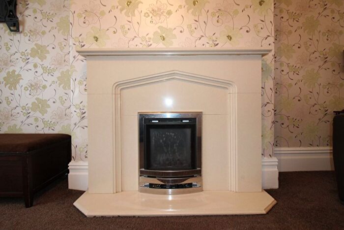 5 Bedroom Terraced House To Rent In Revidge Road, Blackburn, BB1