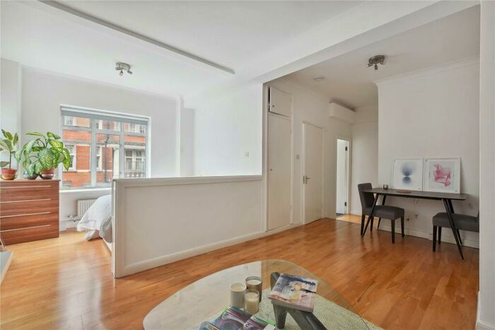 1 Bedroom Flat To Rent In Warren Court, Euston Road, London, NW1