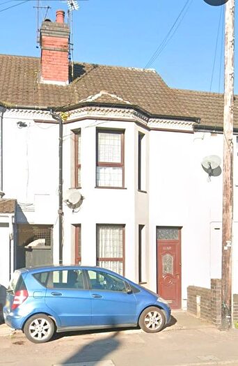 3 Bedroom Terraced House For Sale In Foleshill Road, Coventry, CV6