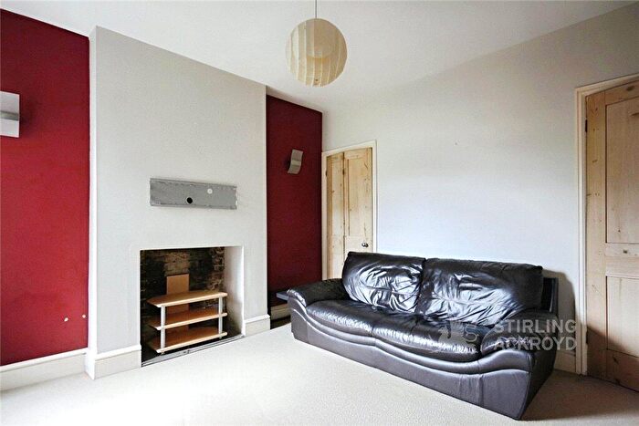 3 Bedroom End Of Terrace House To Rent In Walnut Tree Close, Guildford, Surrey, GU1
