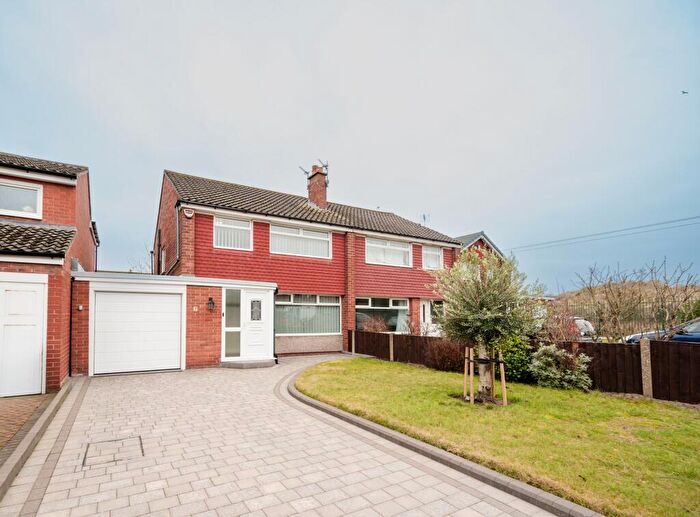 3 Bedroom Semi-Detached House For Sale In Thursby Close, Southport, PR8