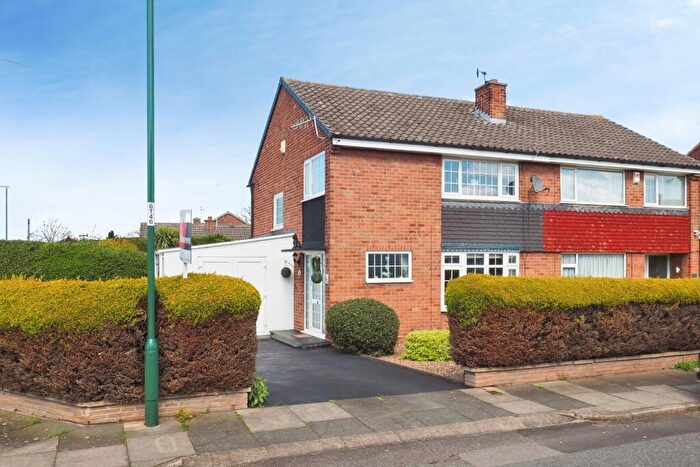 3 Bedroom Semi Detached House For Sale In The Hollows, Silverdale, Nottingham, NG11