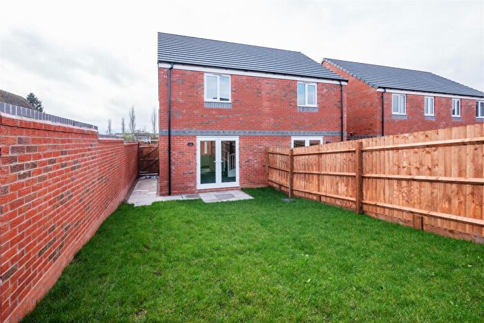 2 Bedroom Terraced House To Rent In Blackwell Drive, Banbury, OX16