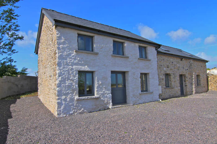4 Bedroom Detached House For Sale In Curnix Farm, Moulton, CF62