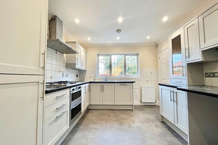 3 Bedroom Bungalow To Rent In Baker Street, Orsett, Grays, RM16