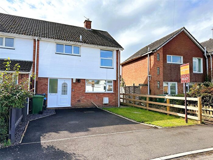 3 Bedroom End Of Terrace House To Rent In Newlands Crescent, Ruishton, Taunton, TA3