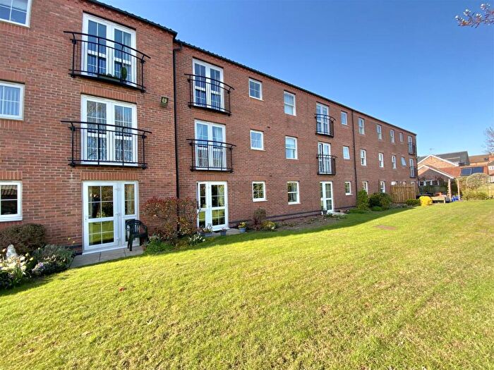 1 Bedroom Apartment For Sale In Greendale Court, Bedale, DL8