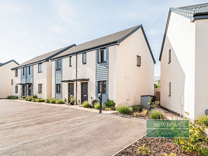 2 Bedroom Terraced House For Sale In Flora Close, Paignton, TQ4