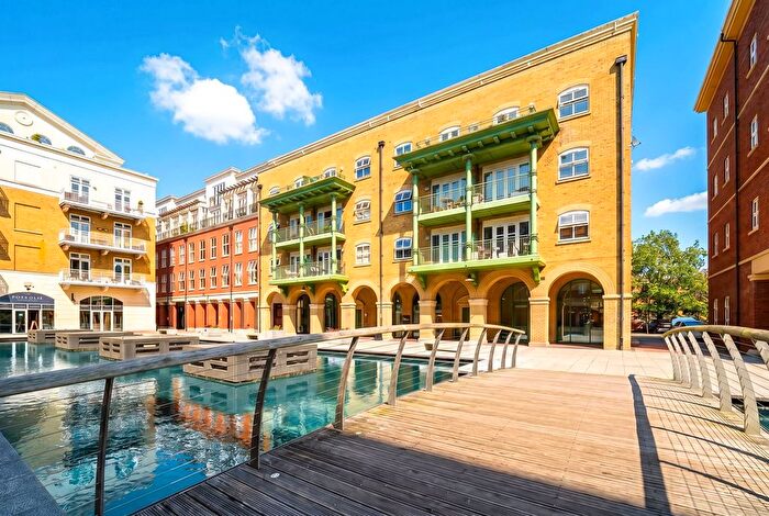 1 Bedroom Flat For Sale In Vista Heights, Waterside, Dickens Heath, B90