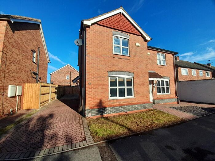 2 Bedroom Semi-Detached House For Sale In Harrison Street, Grimsby, DN31