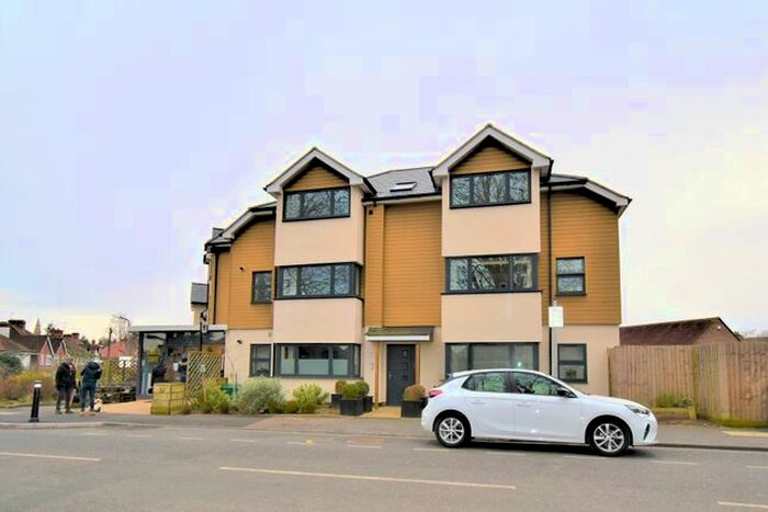 1 Bedroom Flat To Rent In St. Marks Road, Maidenhead SL6