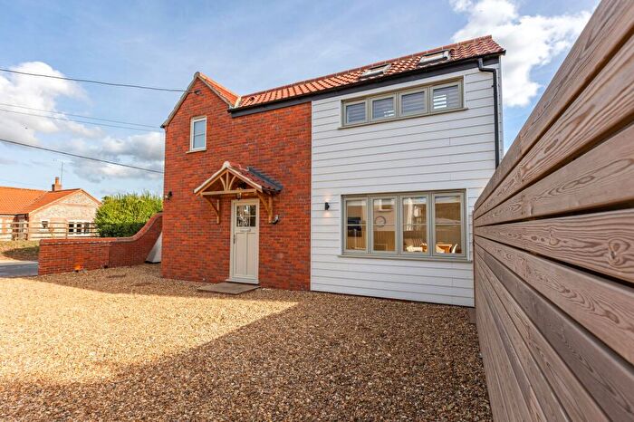 4 Bedroom Semi-Detached House For Sale In Beautiful Light Filled Four Bedroom Home With South Facing Garden In Docking, PE31