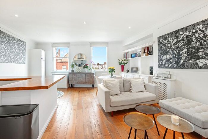 1 Bedroom Flat To Rent In Fulham Road, London, SW6