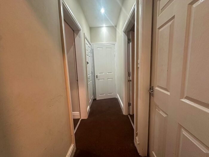 3 Bedroom Flat To Rent In Wilbraham Road, Chorlton, Manchester, M21