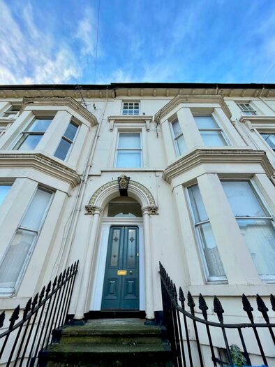 1 Bedroom Flat To Rent In Belvidere Road, Princes Park, L8