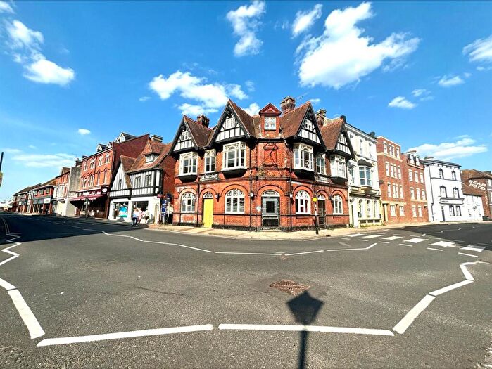 1 Bedroom House To Rent In North Street, Havant, PO9