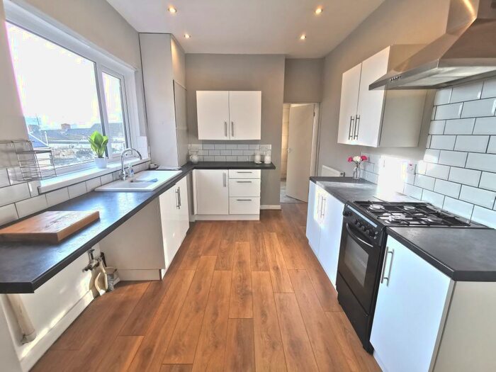 3 Bedroom Terraced House To Rent In Balaclava Street, St. Thomas, SA1