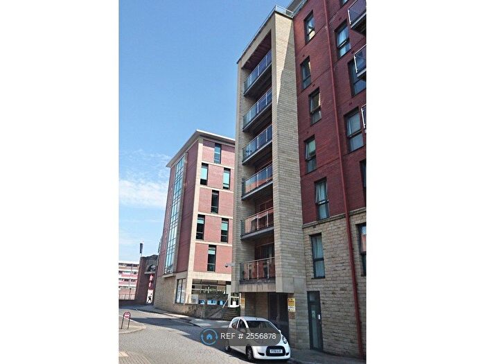 2 Bedroom Flat To Rent In Porter Brook House, Sheffield, S11