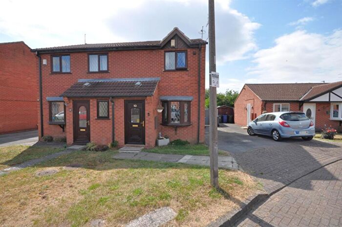 2 Bedroom Semi-Detached House For Sale In St. Georges Close, Thorne, DN8