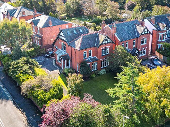 7 Bedroom Villa To Rent In Golf Open - Crescent Road, Birkdale - Sleeps (walking Distance To Golf), PR8