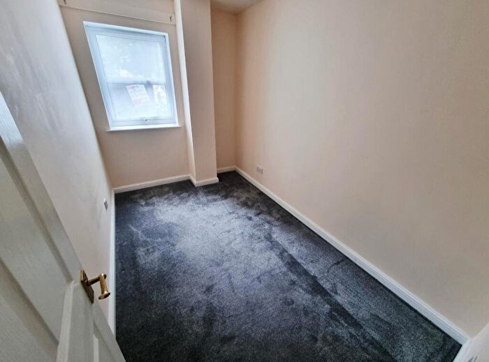 2 Bedroom Flat To Rent In Bedwell Crescent, Stevenage, SG1
