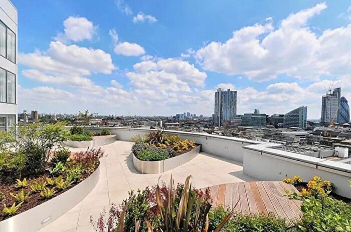 2 Bedroom Flat For Sale In City Road, London, EC1Y