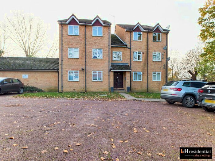 1 Bedroom Flat To Rent In Danziger Way, Borehamwood WD6