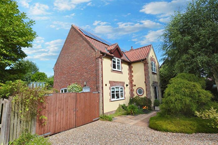 4 Bedroom Detached House For Sale In Sheringham Road, West Beckham, Holt, NR25