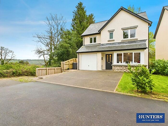 4 Bedroom Detached House For Sale In Limestone Road, Kendal, LA9