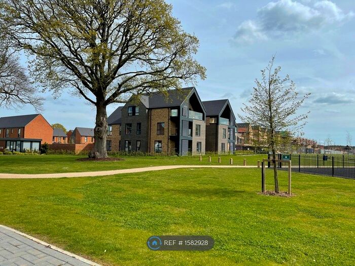 1 Bedroom Flat To Rent In Songhurst Gardens, Pease Pottage, Crawley, RH11