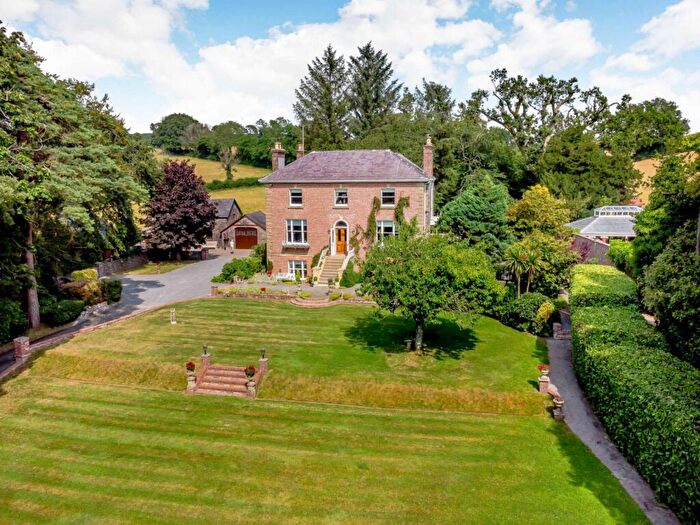 4 Bedroom Detached House For Sale In Llansteffan, Nr Carmarthen, Carmarthenshire, SA33