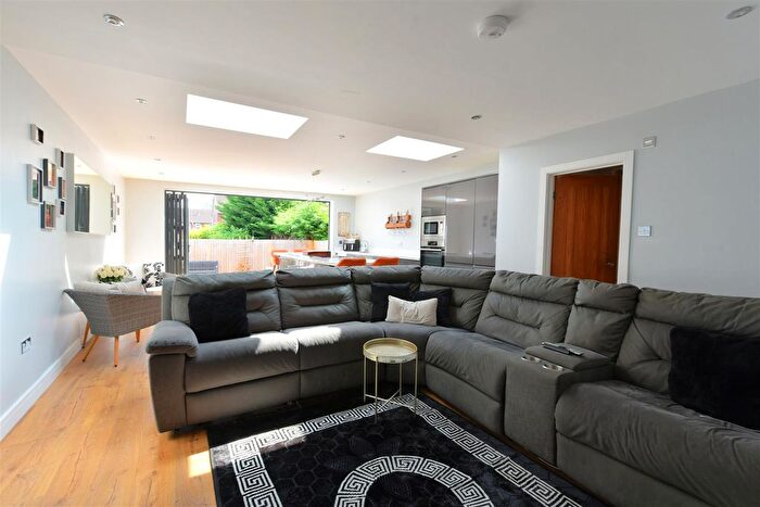 3 Bedroom Town House To Rent In Tang Hall Lane, York, YO10