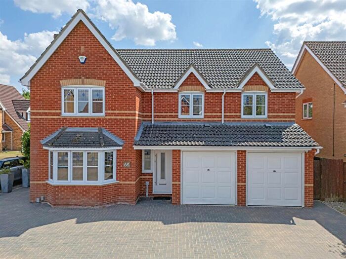 5 Bedroom Detached House For Sale In Marguerite Way, Bishop's Stortford, CM23