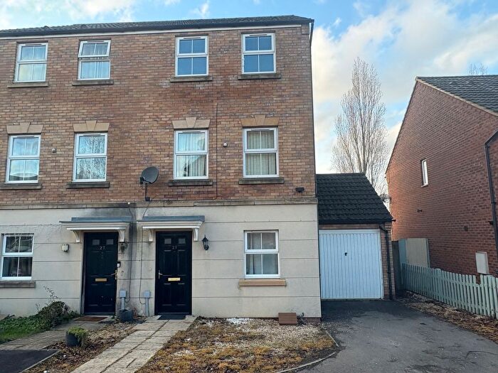 3 Bedroom Semi-detached House To Rent In Carlisle Close, Corby, NN18