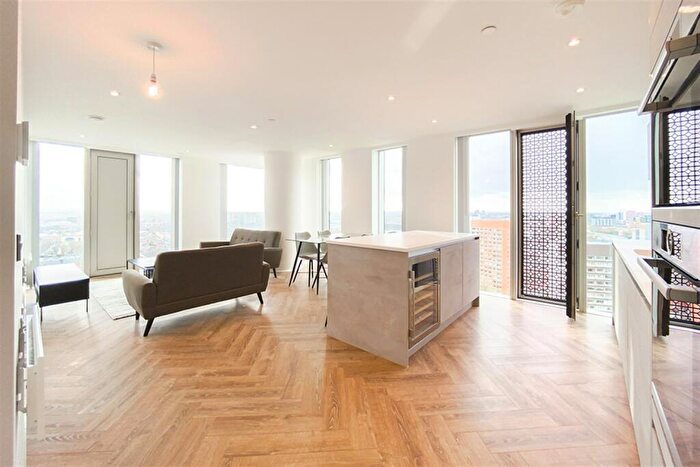 2 Bedroom Apartment To Rent In Elizabeth Tower, M15