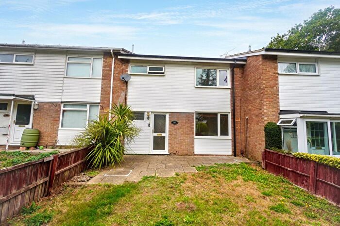 3 Bedroom Terraced House For Sale In Hithercroft Road, High Wycombe, HP13