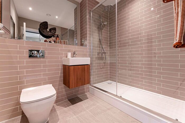2 Bedroom Apartment To Rent In Gunsmith House, Price Street, Birmingham, B4