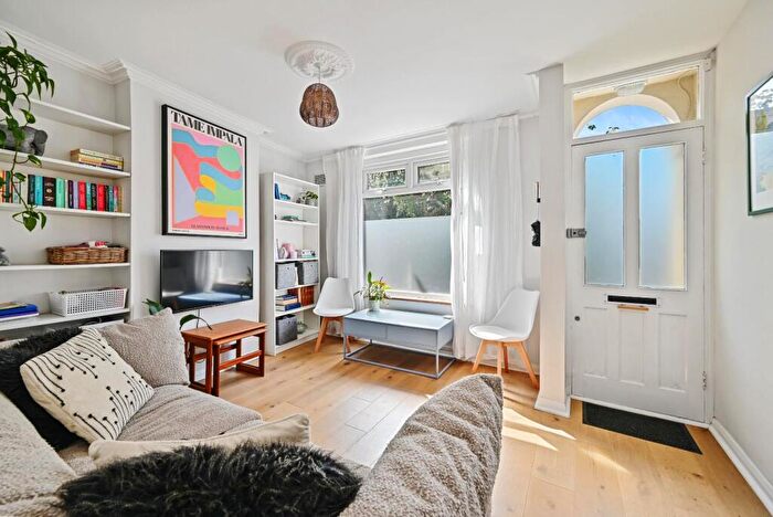 2 Bedroom End Of Terrace House For Sale In Carberry Road, Crystal Palace, London, SE19