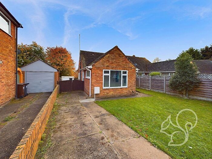 3 Bedroom Semi-Detached Bungalow To Rent In Cottage Drive, Colchester, CO2