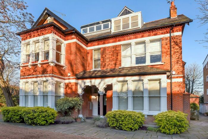 1 Bedroom Flat To Rent In Westcombe Park Road, London, SE3