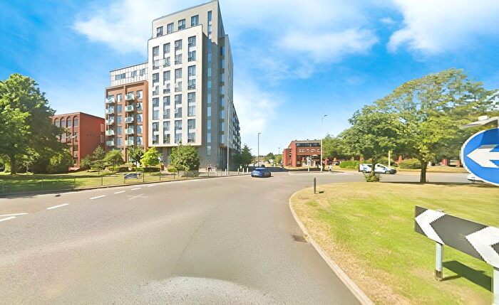 2 Bedroom Flat To Rent In Franklin Court, Brook Road, Borehamwood, WD6