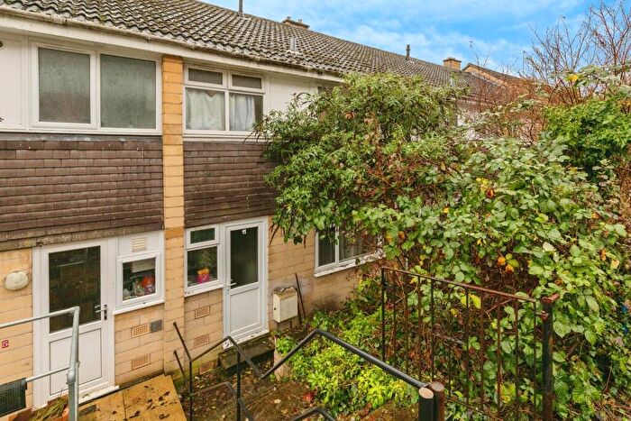 3 Bedroom Terraced House For Sale In Alpine Gardens, Bath, BA1