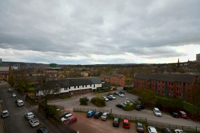 2 Bedroom Apartment To Rent In West One Plaza One, Cavendish Street, S3
