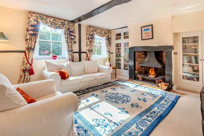 5 Bedroom Detached House For Sale In Billingbear Lane, Binfield, Bracknell, Berkshire, RG42