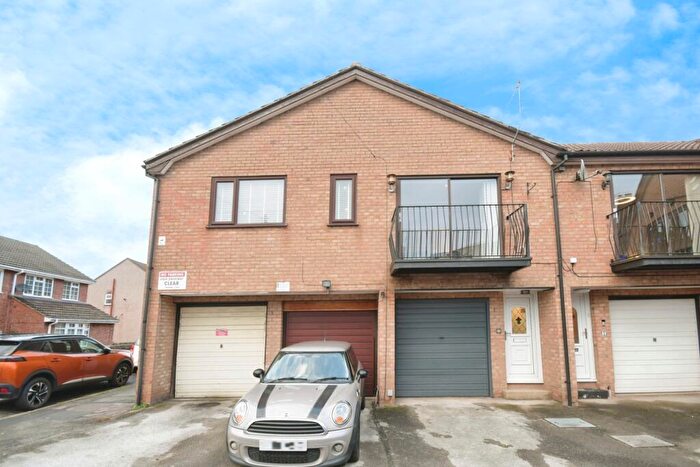 1 Bedroom Flat For Sale In Old Hall Road, Chesterfield, Derbyshire, S40