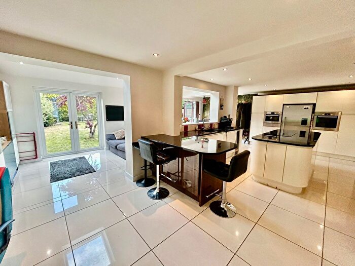5 Bedroom Detached House For Sale In Brownshore Lane, Essington, Wolverhampton, WV11