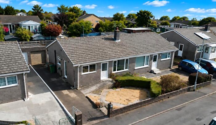 2 Bedroom Semi-Detached Bungalow For Sale In Carew Grove, Plymouth, PL5