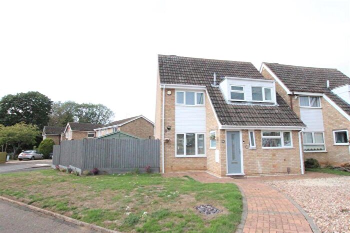3 Bedroom House To Rent In Dulverton Road, Northampton, NN3