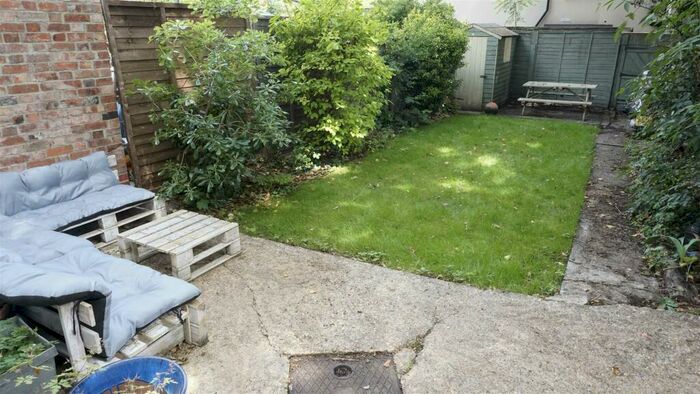 2 Bedroom Flat For Sale In Craven Park, London, NW10