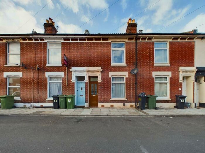 2 Bedroom Terraced House To Rent In Station Road, Portsmouth, PO3
